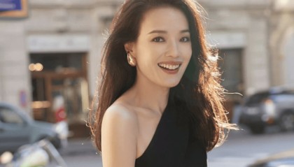 德甲奥格斯堡vs弗赖堡：我预测1-0、1-1，主队换帅后防守好，看小