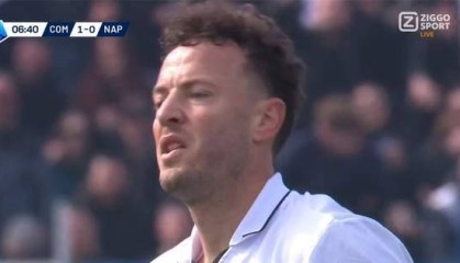 意甲上演30米惊天乌龙！后卫转身回传，门将被坑无奈