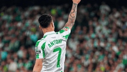 荣耀之路：贝蒂斯借助安东尼12轮狂砍26分，成功跻身欧冠区