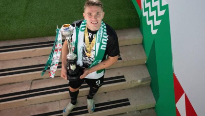 维克托·吉奥克雷斯转会风波：阿森纳与曼联的竞逐与博弈