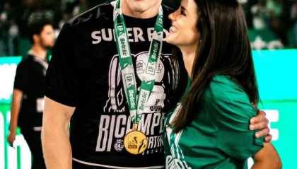 绝情哲凯赖什为转会英超抛弃女友！曼联向切尔西推销加纳乔，筹钱买中锋