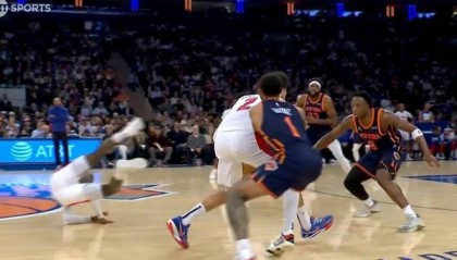 曼联4-1逆转双杀，与热刺决赛争冠！芒特2球复活增阿莫林欧冠希望