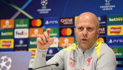 利物浦连战连败，斯洛特执教失误揭示