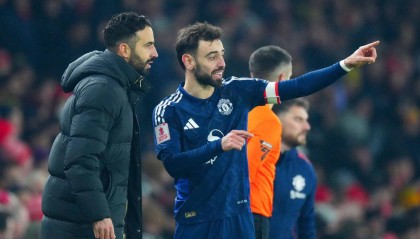 英超最佳边锋将加盟曼联！姆贝莫正式签约，贡萨洛·拉莫斯或成下一目标