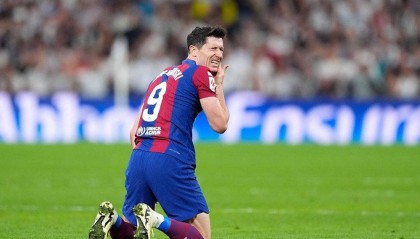 西甲星观察：莱万接受沙特巨额报价，巴萨面临抉择